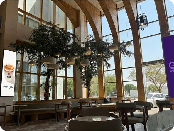 Café digital screens